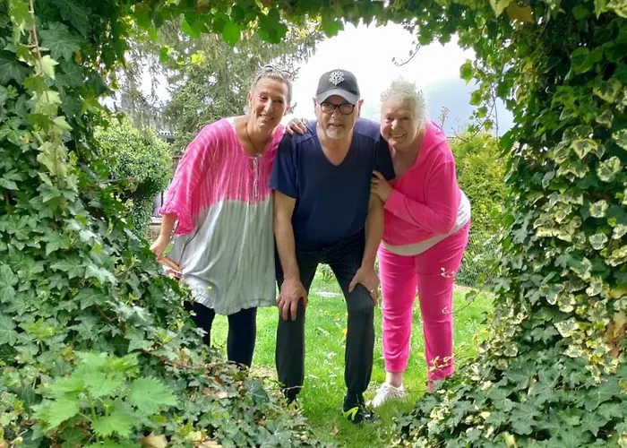 住宿加早餐酒店 Eifeltoerchen Kirchheim (Euskirchen)